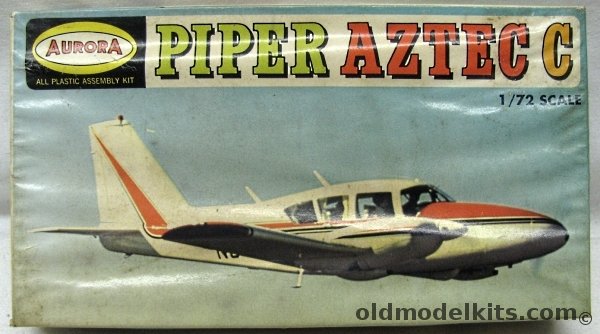 Aurora 1/72 Piper Aztec C, 282-70 plastic model kit